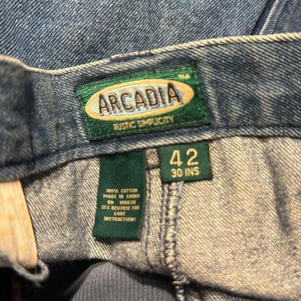 Arcadia Men's Blue Jeans size 42 x 30
EUC - Picture 2 of 4